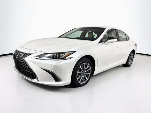 Used 2023 Lexus ES 350 w/ Accessory Package (Z2) FWD image 3