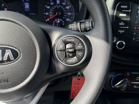 Used 2021 Kia Soul LX FWD image 22