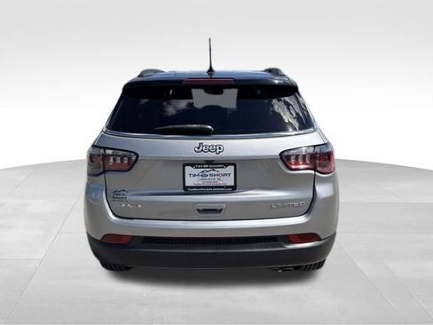 Used 2022 Jeep Compass Limited AWD/4WD image 10