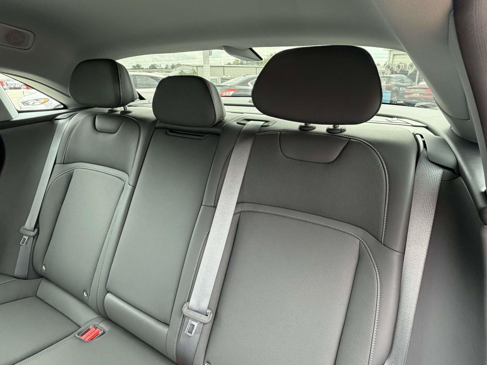 Used 2025 Lucid Air Pure RWD image 25