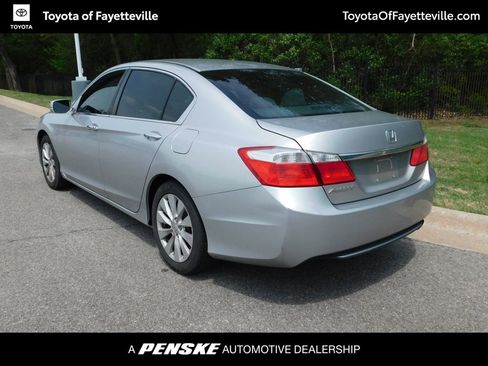 Used 2015 Honda Accord EX image 3