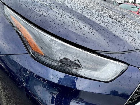 Used 2023 Toyota Highlander L image 24