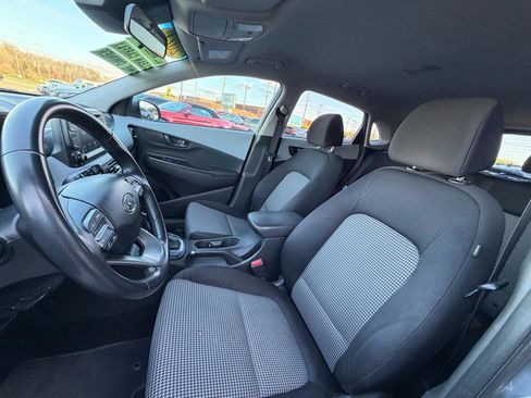 Used 2021 Hyundai Kona SEL image 13