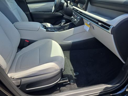 New 2026 Hyundai Tucson SE FWD image 22