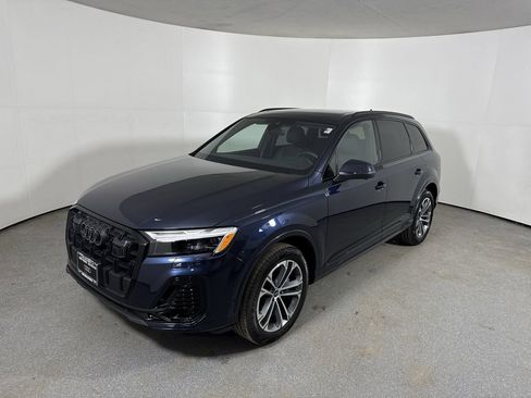 Used 2025 Audi Q7 2.0T Premium Plus w/ Premium Plus Package image 32