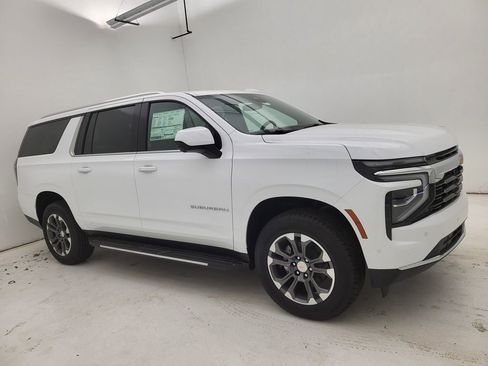 New 2026 Chevrolet Suburban LS RWD image 1