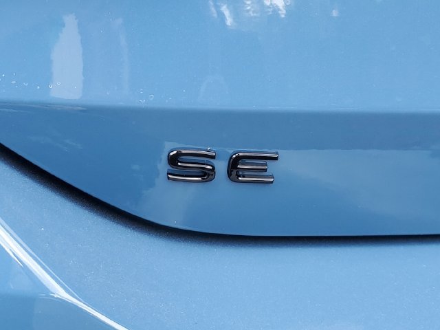 New 2026 Volkswagen Tiguan SE R-Line FWD image 7