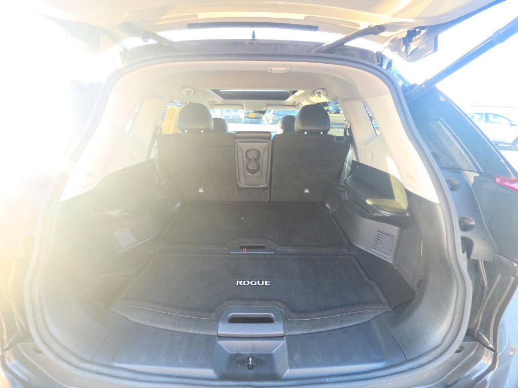 Used 2020 Nissan Rogue SL w/ Premium Package AWD/4WD image 25