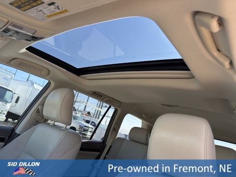 Used 2014 Lexus GX 460 w/ Premium Package AWD/4WD image 16