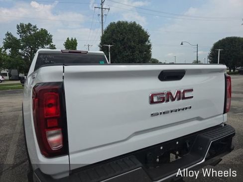 Used 2024 GMC Sierra 2500 Pro AWD/4WD image 6