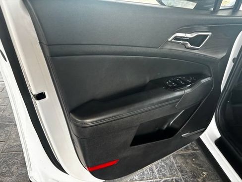 Used 2024 Kia Sportage X-Line w/ X-Line Premium Package AWD/4WD image 9