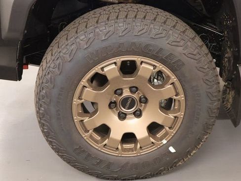 New 2026 Toyota Tacoma 4x4 Double Cab Hybrid image 7