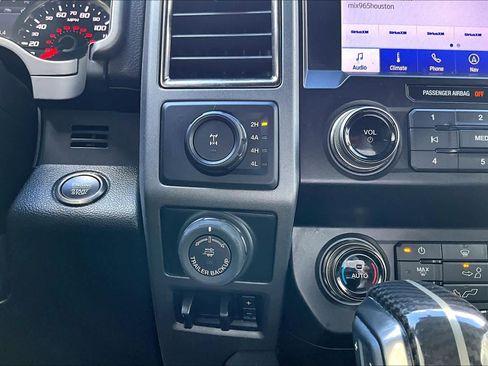 Used 2020 Ford F150 Raptor w/ Equipment Group 802A Luxury image 34