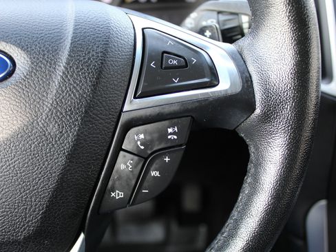 Used 2017 Ford Edge SEL w/ Equipment Group 201A image 24