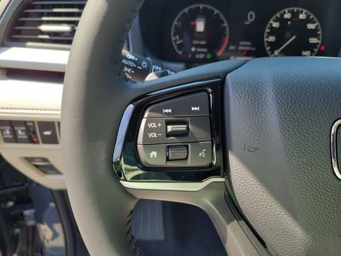 Certified 2026 Honda Odyssey EX-L image 17
