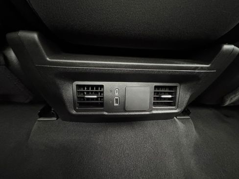 Used 2025 Chevrolet Silverado 1500 Custom RWD image 24