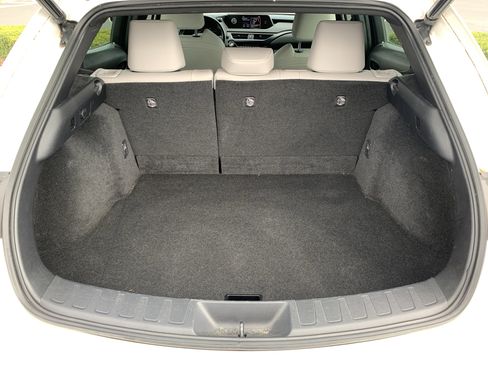 Used 2020 Lexus UX 200 w/ Premium Package image 34