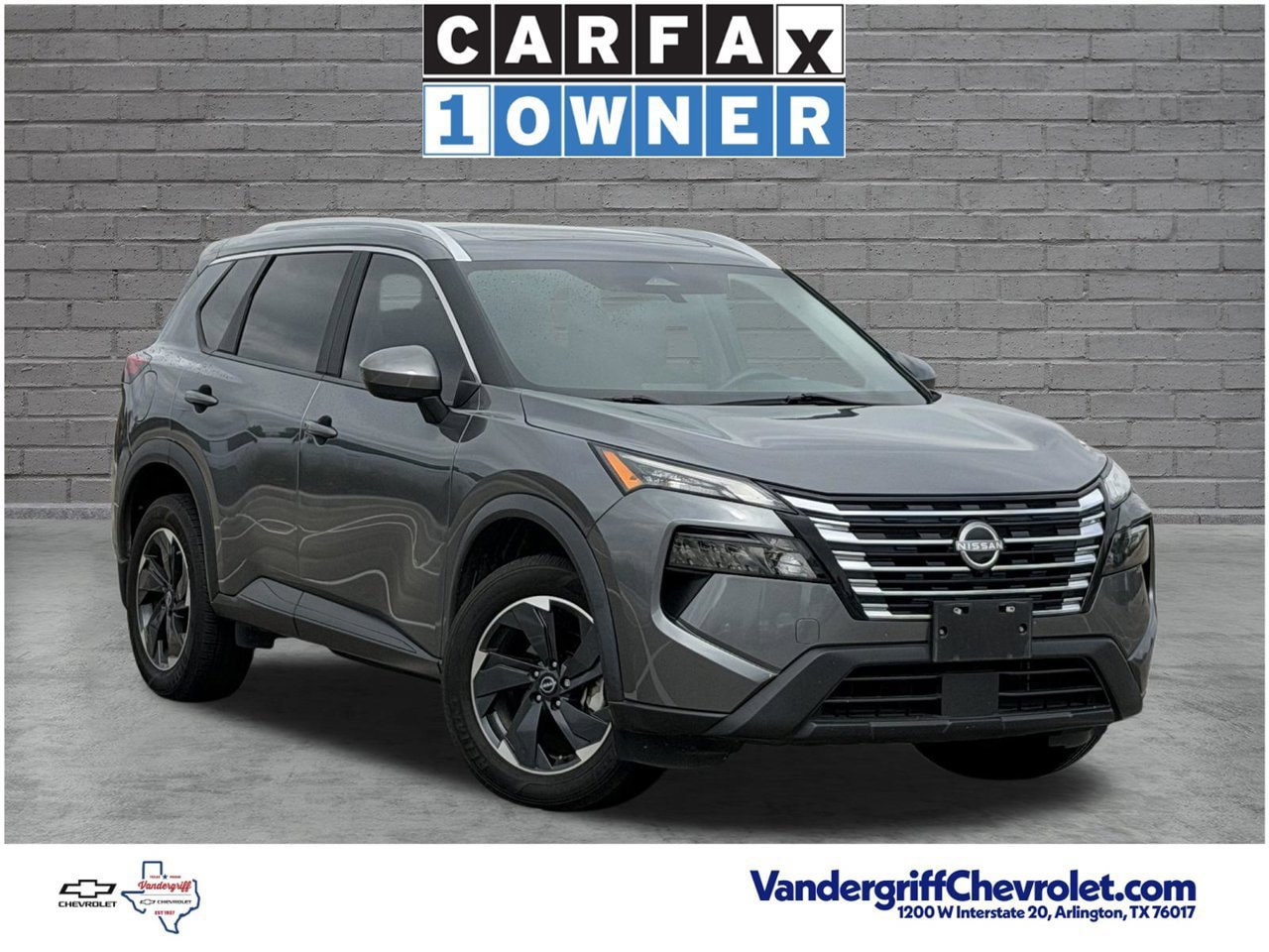 Used 2024 Nissan Rogue SV w/ SV Premium Package FWD image 2