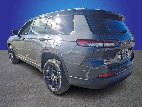 New 2025 Jeep Grand Cherokee L Limited image 4