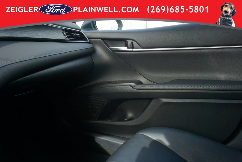 Used 2022 Toyota Camry XLE w/ Navigation Upgrade Package FWD image 32
