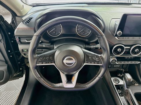 Used 2024 Nissan Sentra SR w/ SR Premium Package FWD image 17