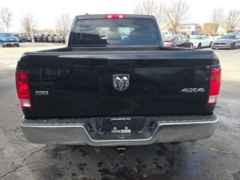 Used 2021 RAM 1500 Classic SLT image 12