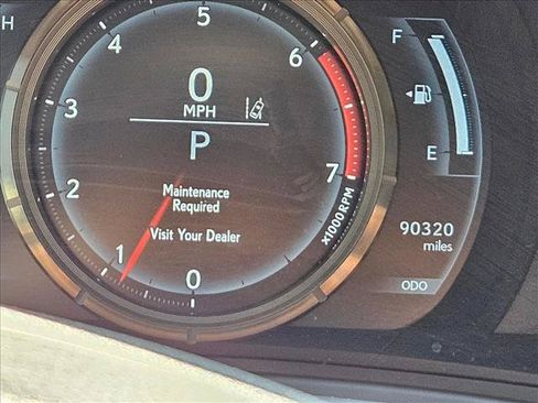 Used 2019 Lexus IS 300 RWD image 8