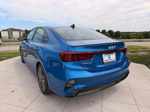 Used 2022 Kia Forte GT-Line FWD image 3