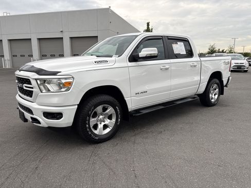 Used 2022 RAM 1500 Big Horn AWD/4WD image 5