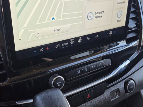 Used 2023 Ford Transit 350 XLT image 21