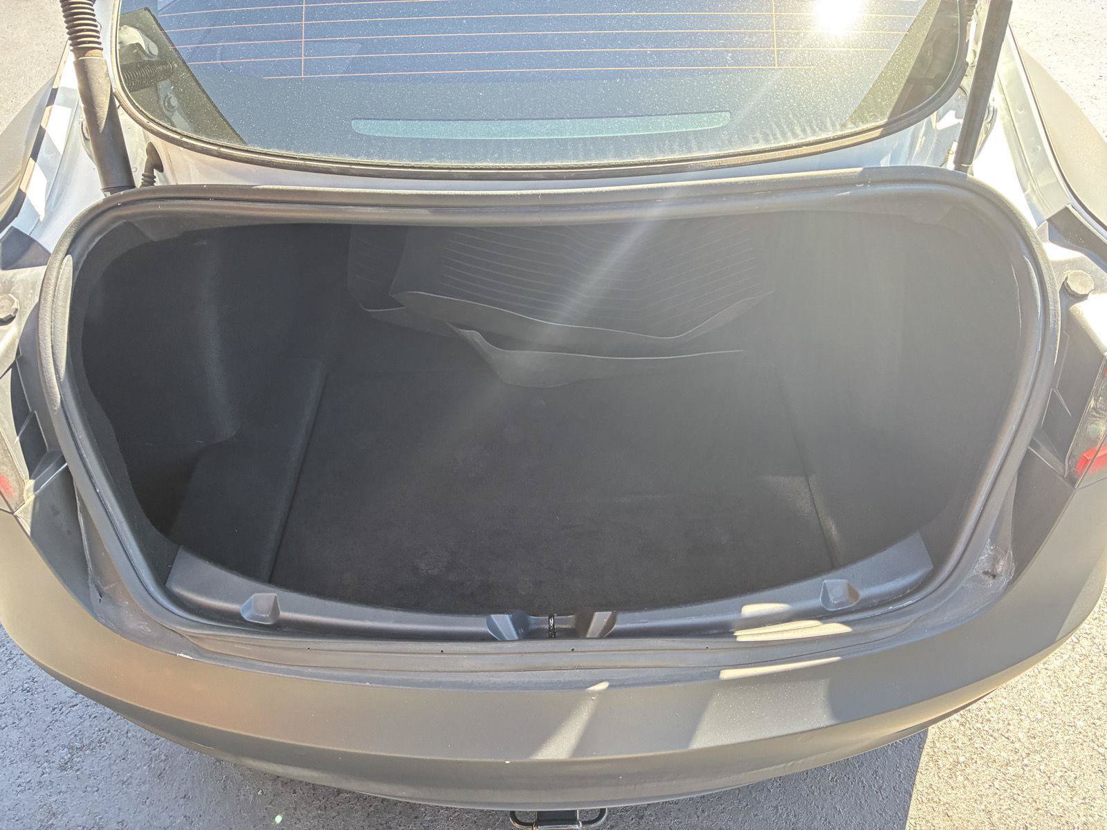 Used 2022 Tesla Model 3 Long Range AWD/4WD image 8