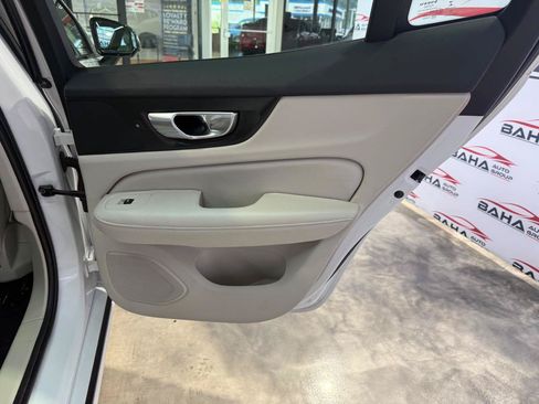 Used 2022 Volvo S60 B5 Inscription FWD image 46