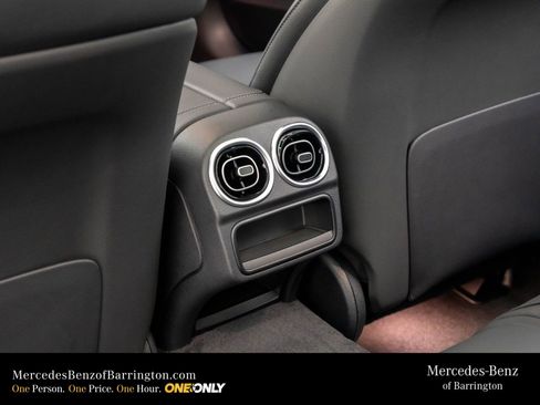 New 2026 Mercedes-Benz C 300 4MATIC Sedan image 19