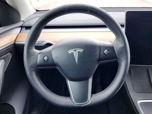 Used 2023 Tesla Model Y Long Range image 22