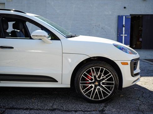 Used 2023 Porsche Macan S w/ Premium Package Plus AWD/4WD image 17