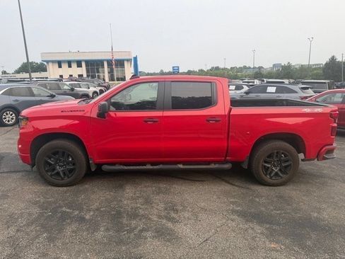 Used 2026 Chevrolet Silverado 1500 Custom w/ Turbomax Blackout Package AWD/4WD image 4
