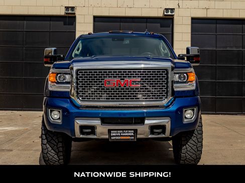 Used 2015 GMC Sierra 3500 Denali w/ Duramax Plus Package image 4