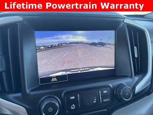 Used 2024 GMC Terrain SLT image 14