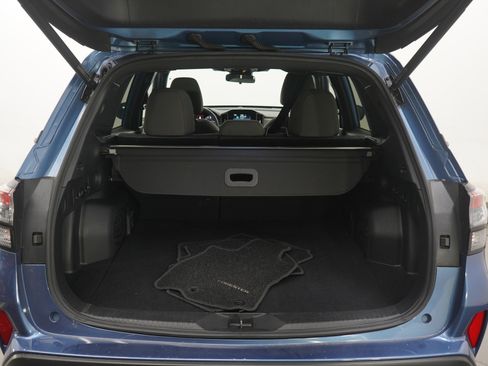 Used 2025 Subaru Forester Premium AWD/4WD image 11