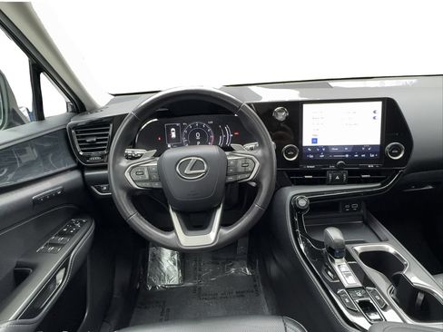 Used 2025 Lexus NX 250 FWD w/ Premium Package image 37