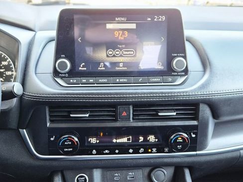 Certified 2023 Nissan Rogue SV w/ SV Premium B Package image 22