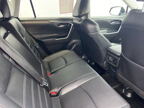 Certified 2022 Toyota RAV4 XLE Premium image 7