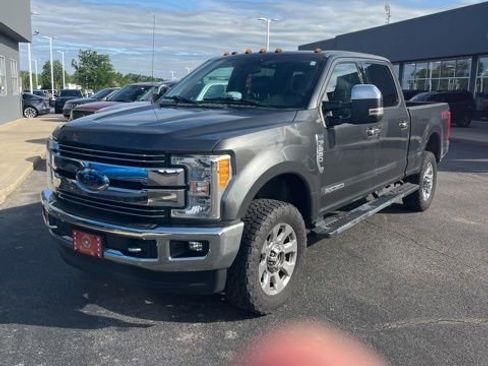 Used 2017 Ford F350 Lariat w/ Lariat Ultimate Package AWD/4WD image 22