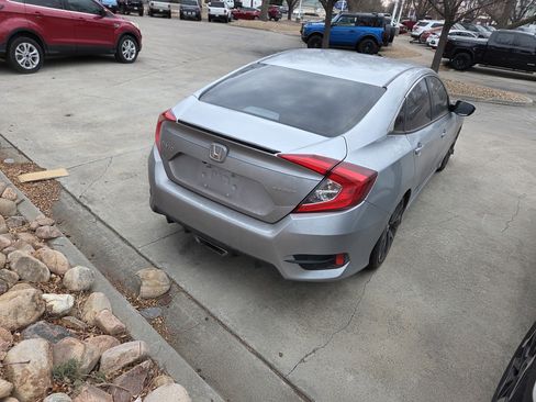 Used 2020 Honda Civic Sport image 5