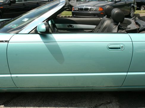 Used 2002 Ford Thunderbird RWD image 15