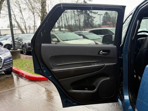 Used 2025 Dodge Durango GT image 23