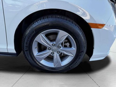 Used 2019 Honda Odyssey EX image 69