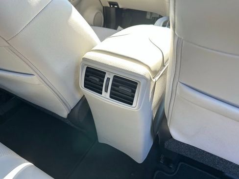 Used 2019 Nissan Rogue Sport SL w/ Premium Package image 34