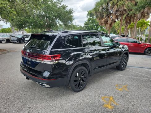 New 2026 Volkswagen Atlas SE FWD image 4