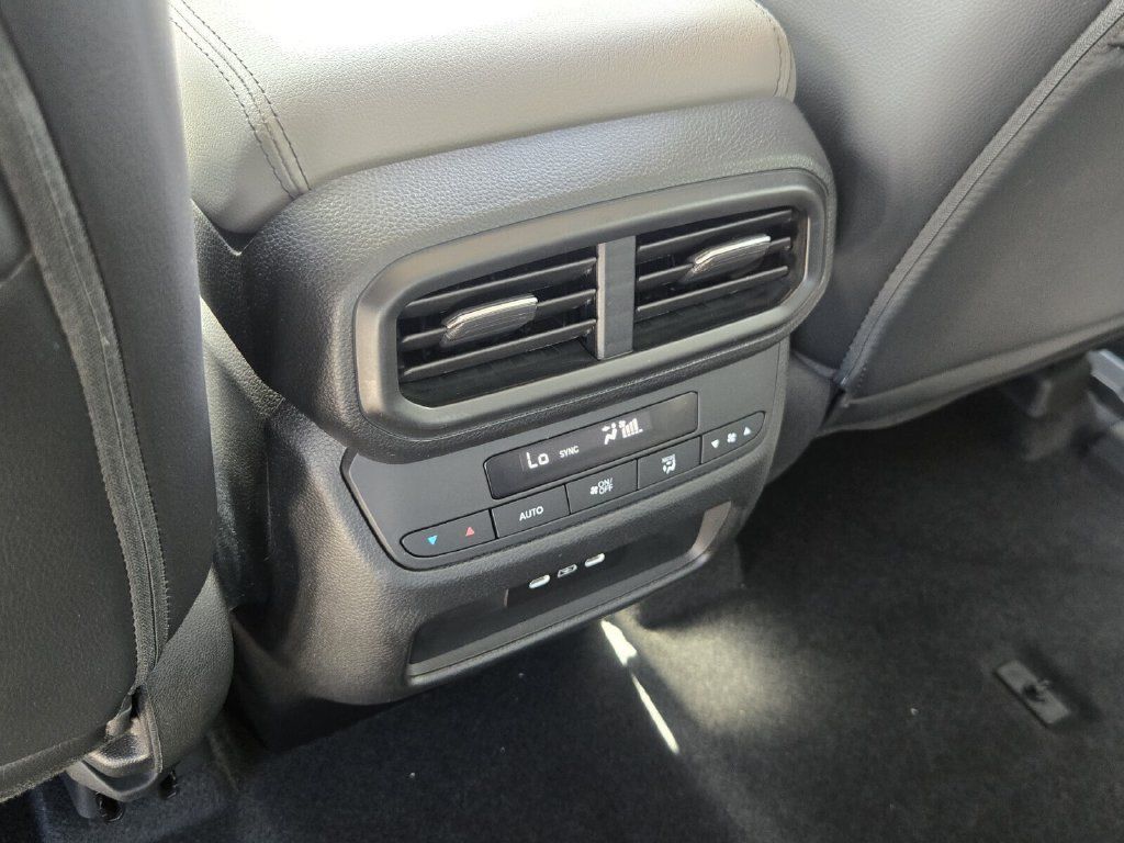 Used 2024 Honda Pilot EX-L image 14